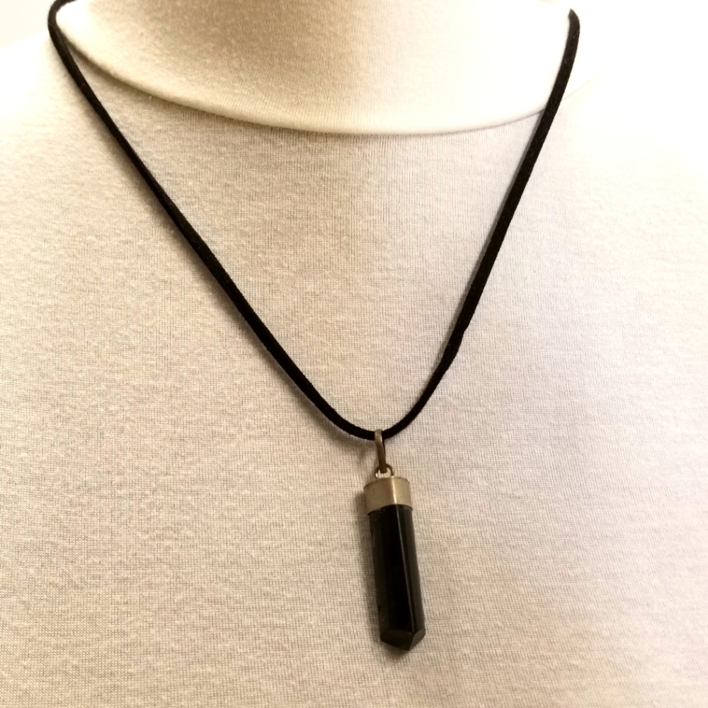 ✅Ayana Wellness Crystal Pendant Necklace Hand Crafted Ethically Sourc Tourmaline